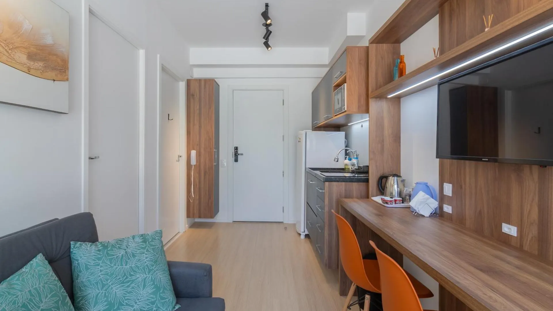 Appartement Flat Com Quarto Separado E Varanda A 200M Do Metro Vila Madalena São Paulo Brazilië