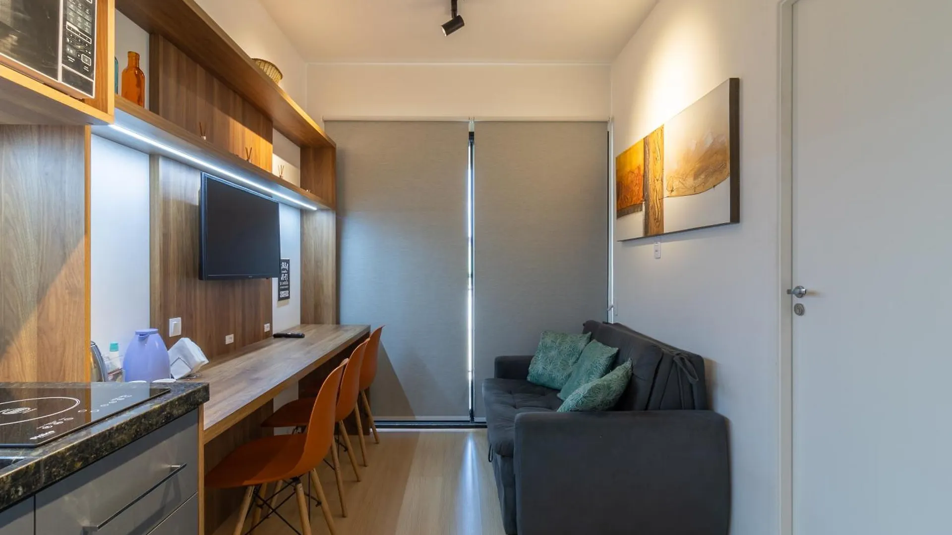 Flat Com Quarto Separado E Varanda A 200M Do Metro Vila Madalena Sao Paulo Apartment